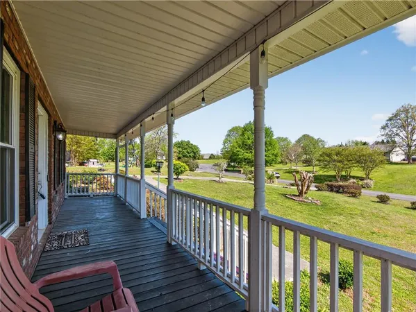 $495,000 | 41 Terrace Court, Chatsworth, GA 30705