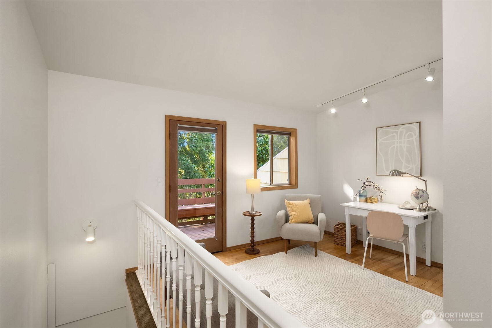 3955 Phinney Avenue North Seattle, WA 98103 - Photo 21 of 32