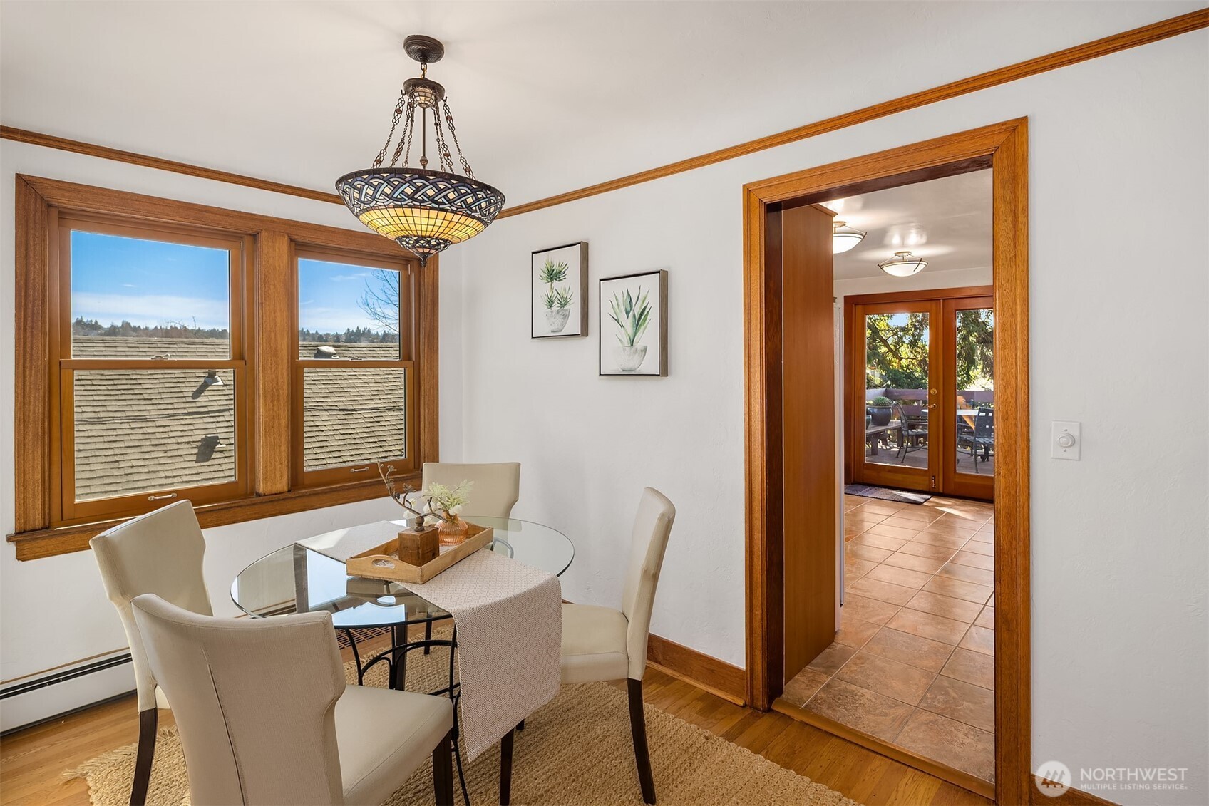 3955 Phinney Avenue North Seattle, WA 98103 - Photo 9 of 32