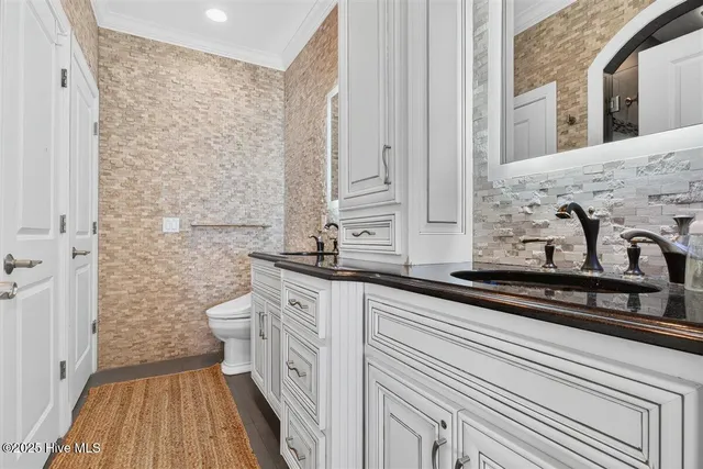 $4,200,000 | 7 Coggeshall Drive, Ocean Isle Beach, NC 28469