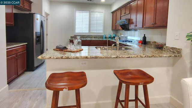 $799,000 | 273 Sullivan Way, Hayward, CA 94541