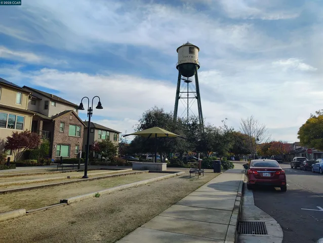 $799,000 | 273 Sullivan Way, Hayward, CA 94541