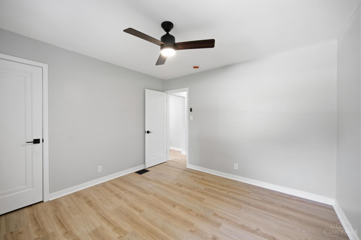 8801 Plainfield Road Cincinnati, OH 45236 - Photo 35 of 63