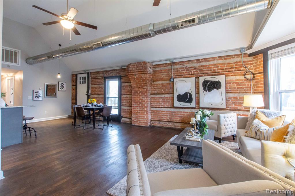 4468 3rd Avenue, Unit UPPR Detroit, MI 48201 - Photo 7 of 24