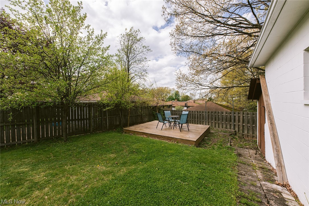 3140 West Ridgewood Drive Cleveland, OH 44134 - Photo 23 of 24