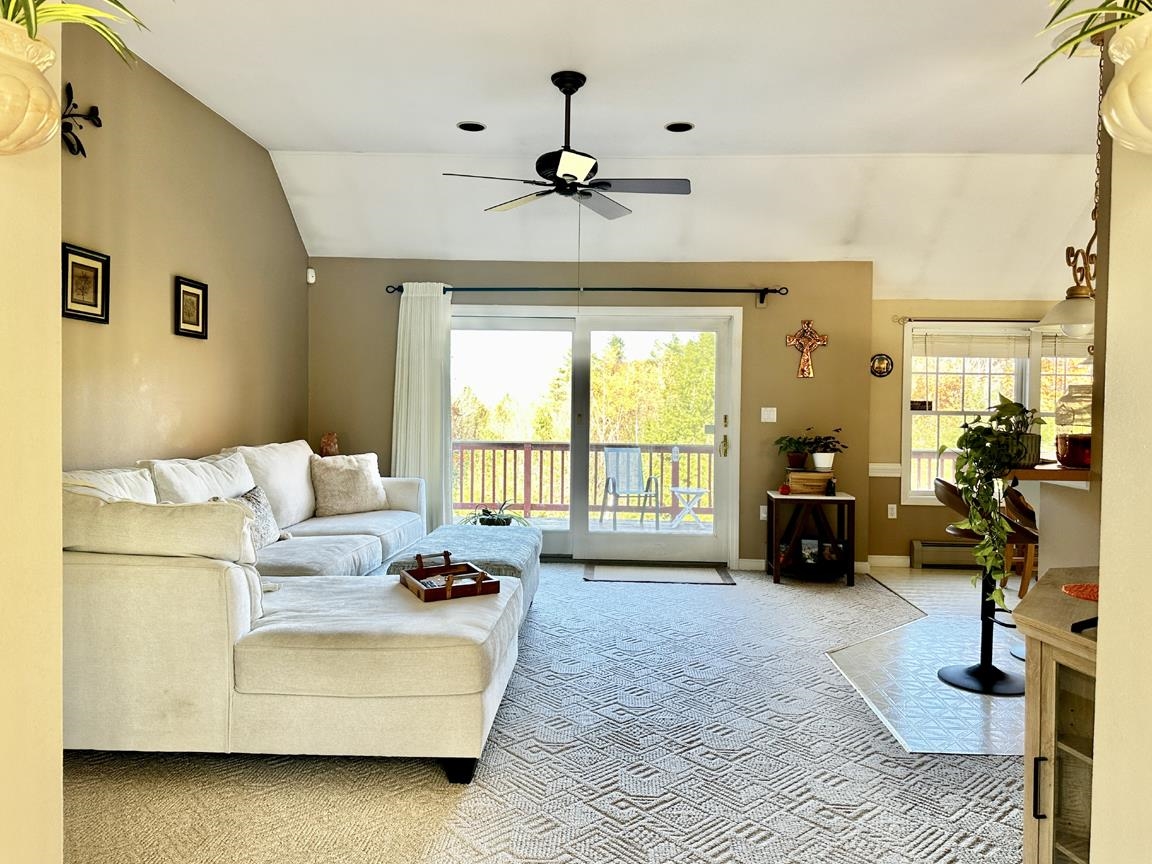 97 Alpine Road Bristol, NH 03222 - Photo 4 of 50