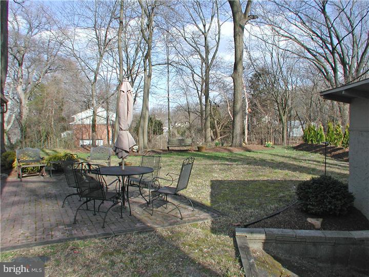 587 Coles Mill Road Haddonfield, NJ 08033 - Photo 17 of 22 Exterior Back