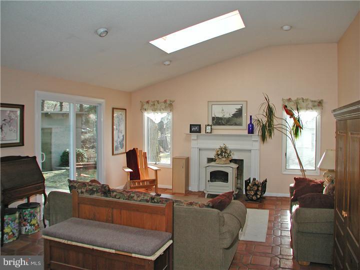 587 Coles Mill Road Haddonfield, NJ 08033 - Photo 9 of 22 Family Room