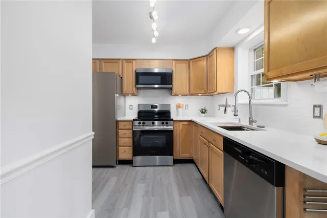 $475,000 | 45 Cherry Lane, Unit C, South Kingstown, RI 02879