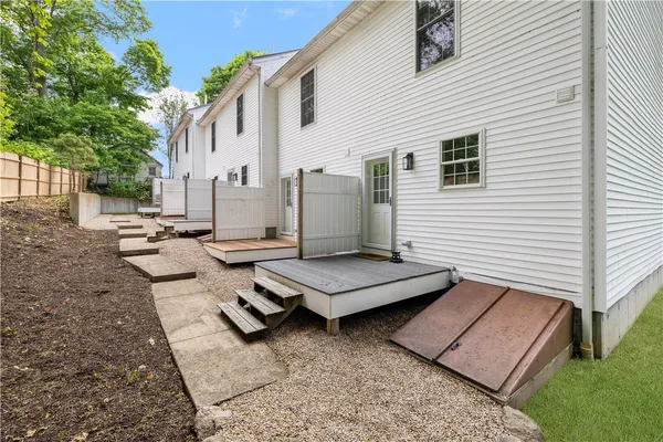 $475,000 | 45 Cherry Lane, Unit C, South Kingstown, RI 02879