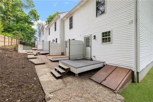 $475,000 | 45 Cherry Lane, Unit C, South Kingstown, RI 02879