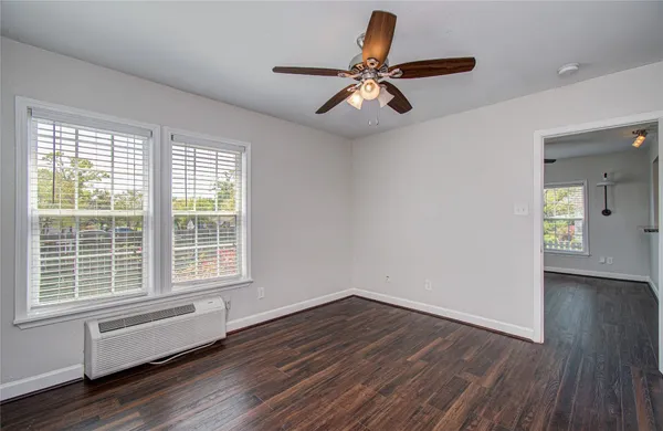 $1,450 | 1519 West 12th Street, Unit 1519, Houston, TX 77008