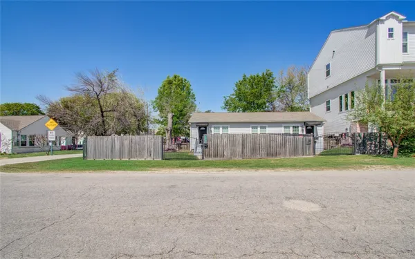 $1,450 | 1519 West 12th Street, Unit 1519, Houston, TX 77008