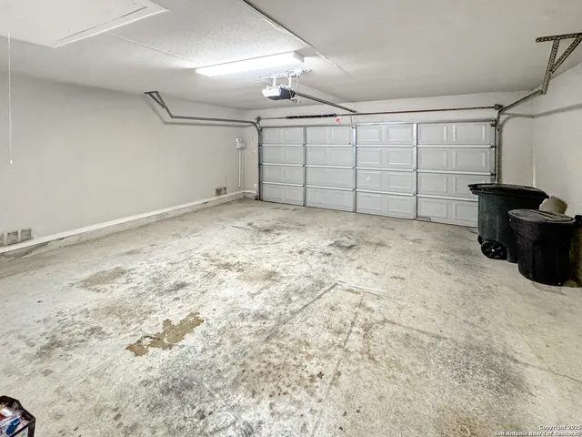 a view of a garage