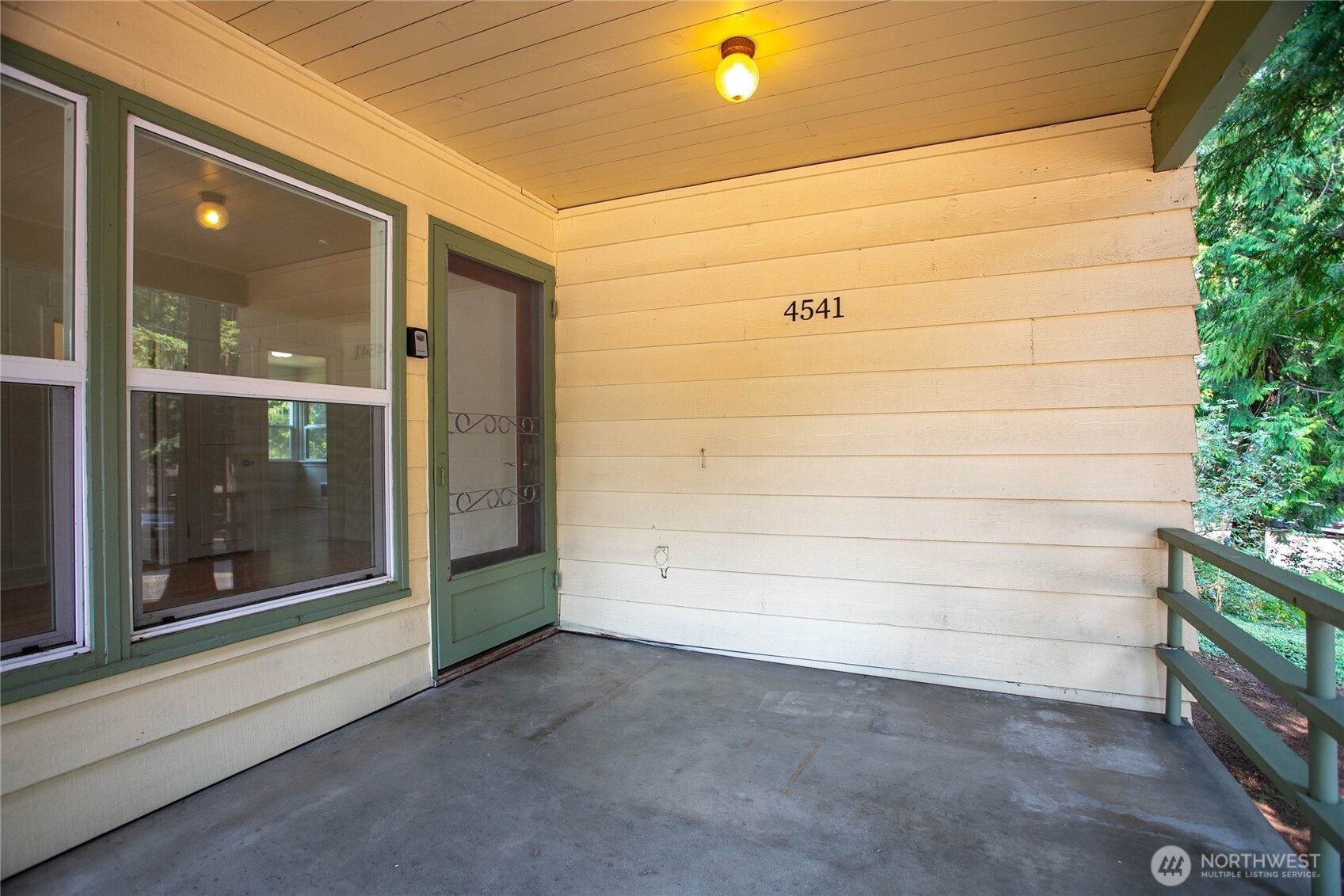 4541 Cable Street Bellingham, WA 98229 - Photo 3 of 26 Gallery Image 3