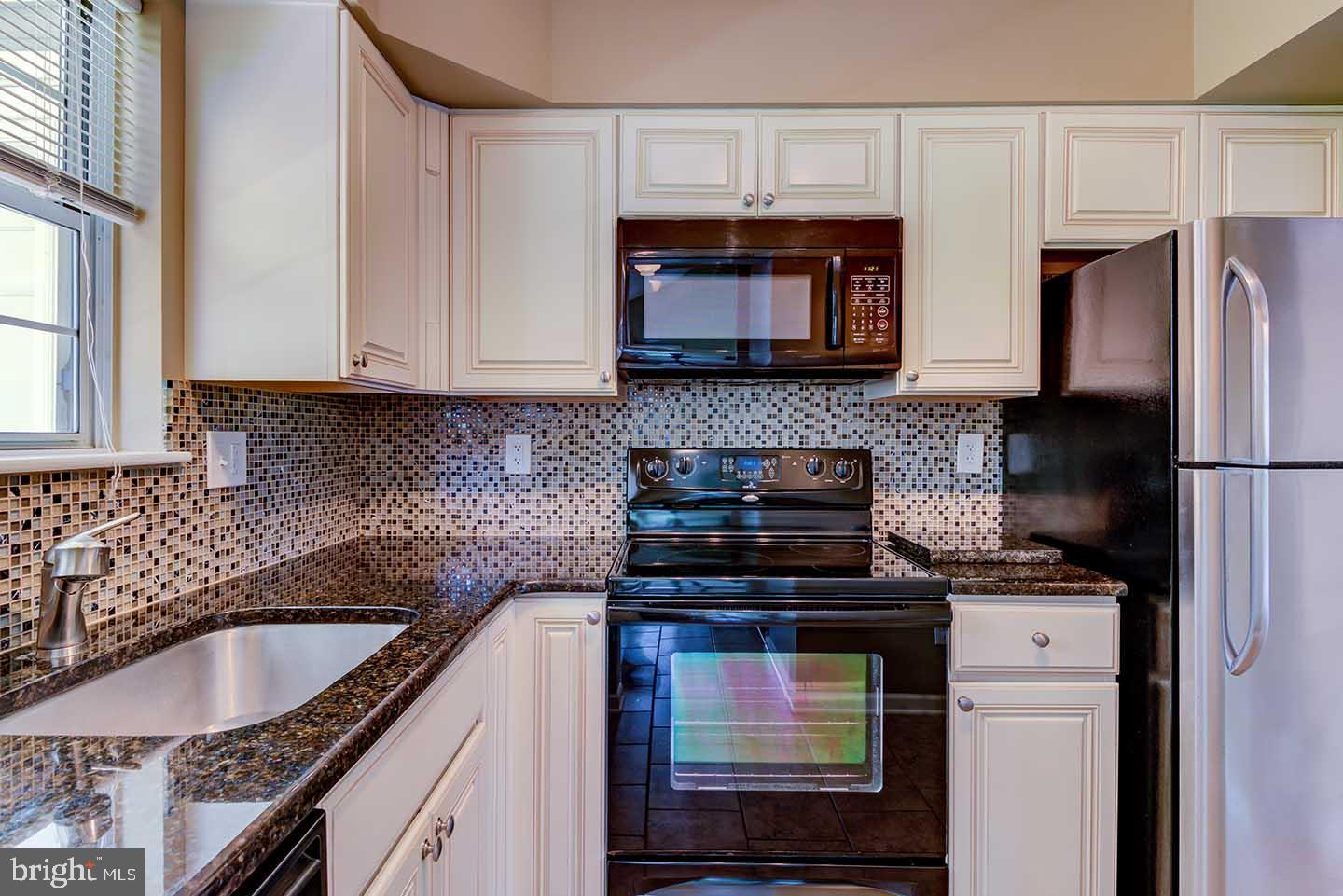 331 McIntosh Road West Chester, PA 19382 - Photo 6 of 26 Updated kitchen