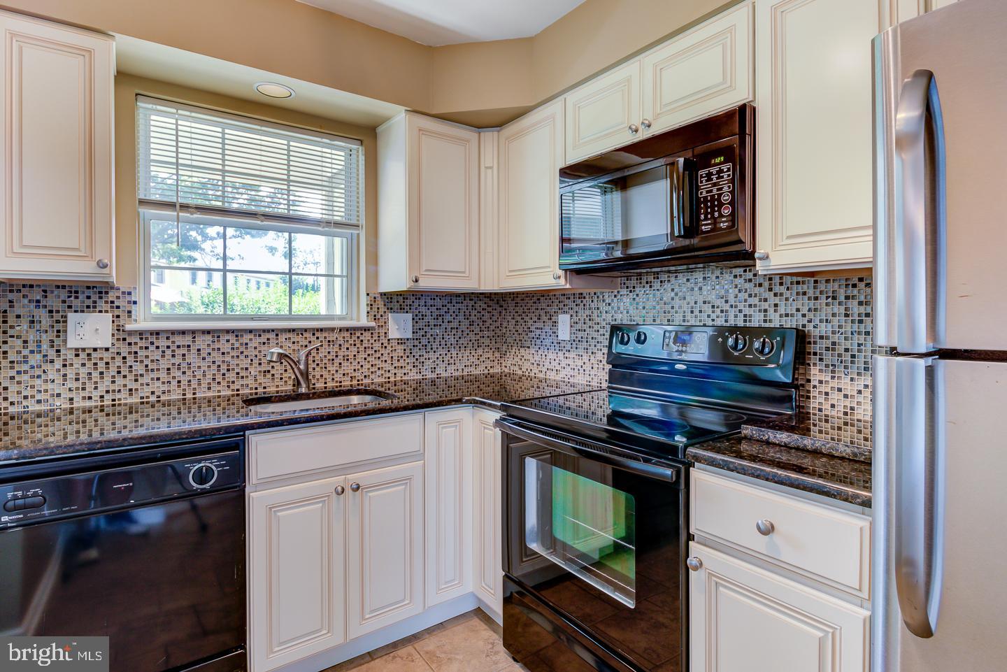 331 McIntosh Road West Chester, PA 19382 - Photo 7 of 26 Gorgeous white cabinetry and granite countertops