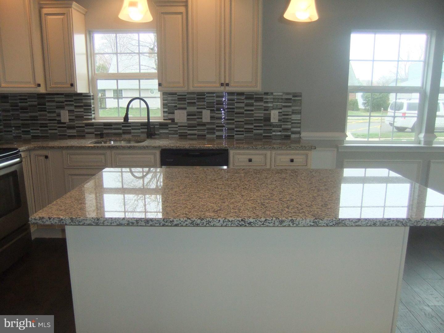 9 Goodrock Road Levittown, PA 19057 - Photo 18 of 24