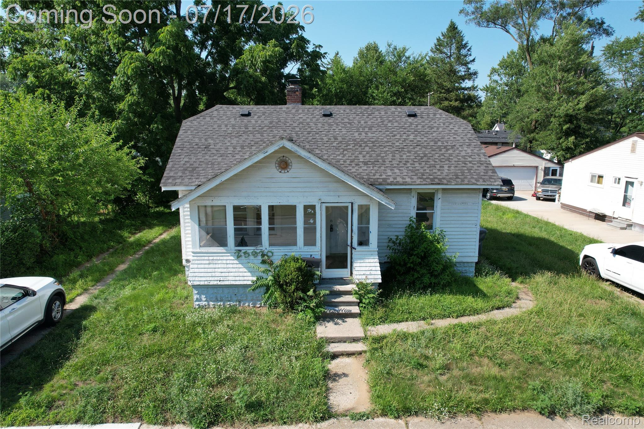 25920 Colgate Street Inkster, MI 48141 - Photo 2 of 27 DJI_0135.JPG