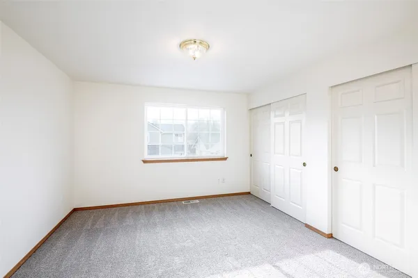 $449,950 | 808 13th Street Southeast, Unit E, Puyallup, WA 98372