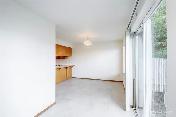 $449,950 | 808 13th Street Southeast, Unit E, Puyallup, WA 98372