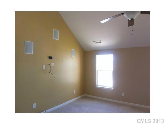 1419 Peachcroft Road Charlotte, NC 28216 - Photo 13 of 16 Gallery Image 13
