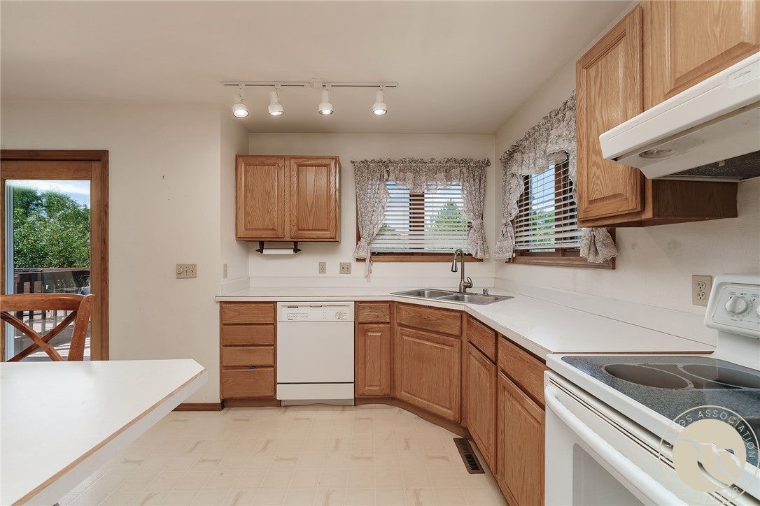 2214 Ridgeview Drive Billings, MT 59105 - Photo 13 of 32 Gallery Image 13