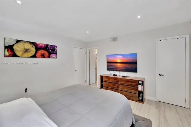 $480,000 | 2730 Northeast 183rd Street, Unit TH03, Aventura, FL 33160