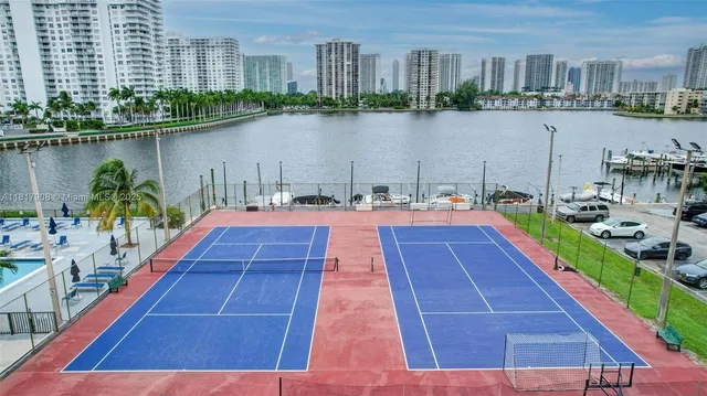 $480,000 | 2730 Northeast 183rd Street, Unit TH03, Aventura, FL 33160