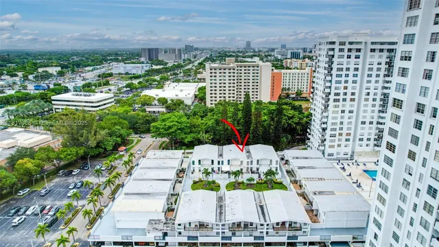 $480,000 | 2730 Northeast 183rd Street, Unit TH03, Aventura, FL 33160