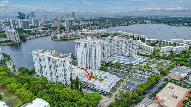 $480,000 | 2730 Northeast 183rd Street, Unit TH03, Aventura, FL 33160