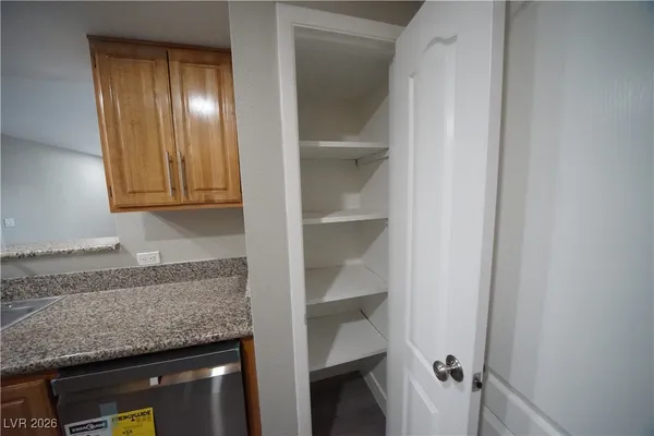 $1,250 | 5055 West Hacienda Avenue, Unit 1095, Las Vegas, NV 89118