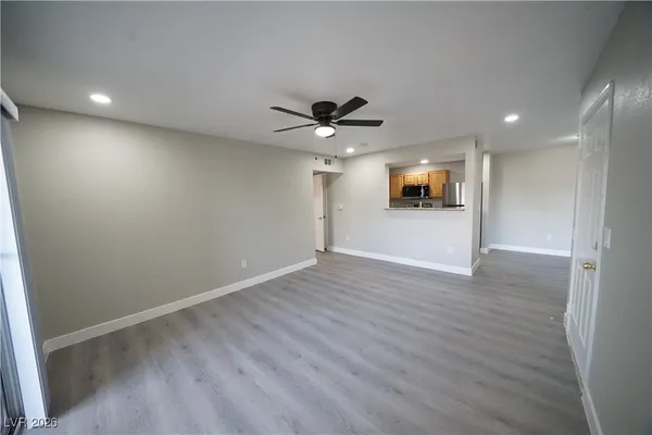 $1,250 | 5055 West Hacienda Avenue, Unit 1095, Las Vegas, NV 89118