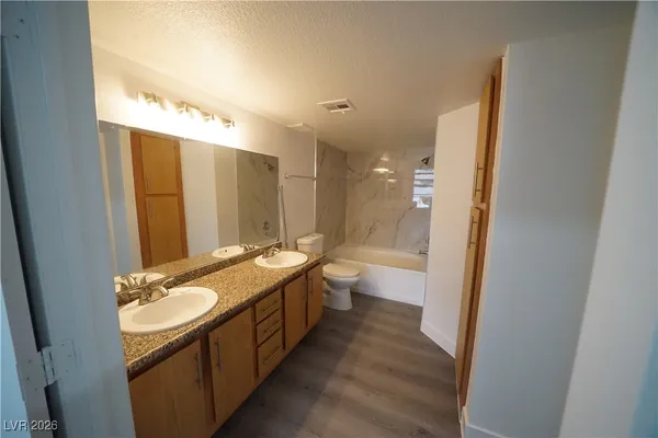 $1,250 | 5055 West Hacienda Avenue, Unit 1095, Las Vegas, NV 89118