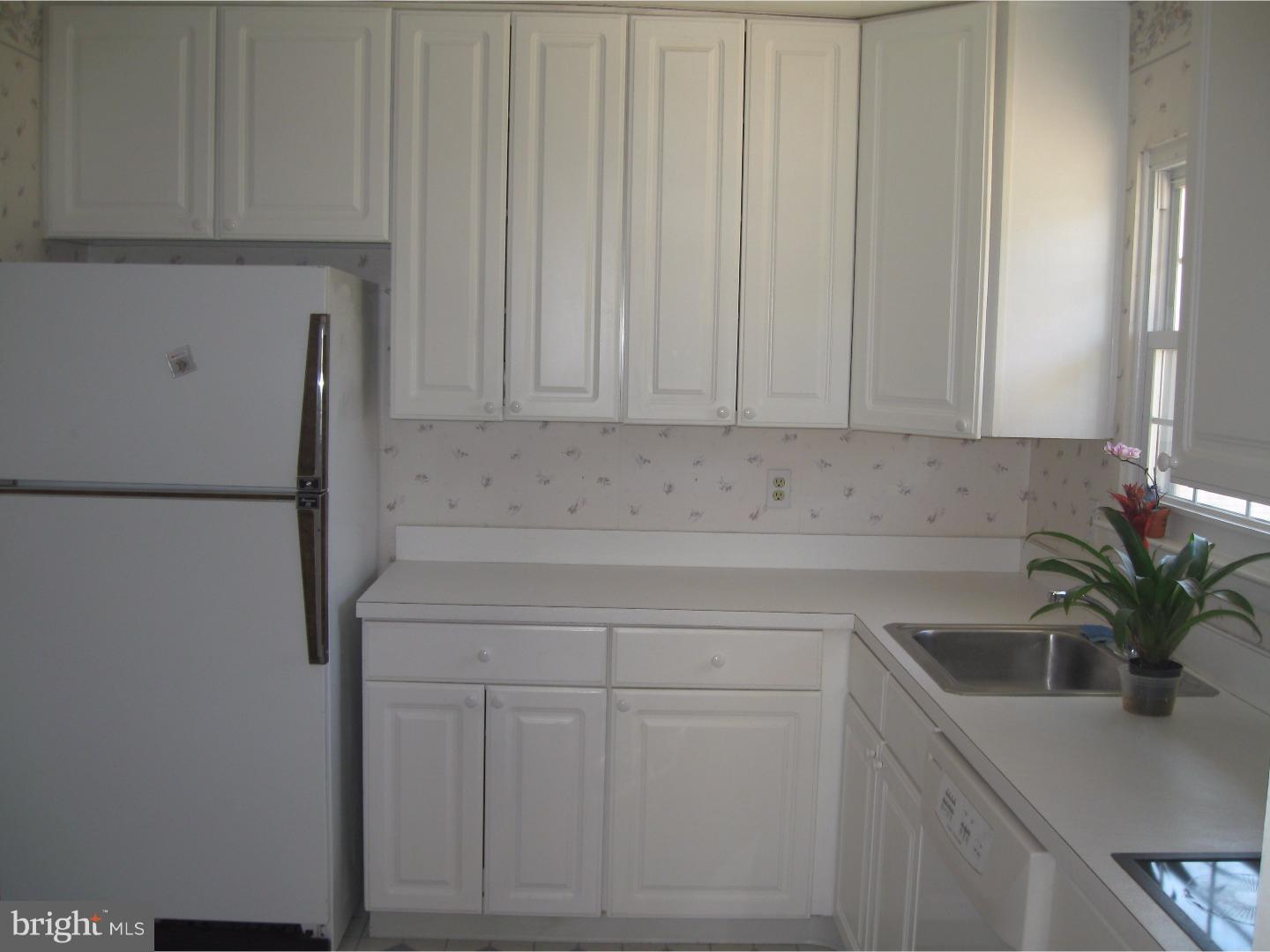 1387 Cushmore Road Southampton, PA 18966 - Photo 7 of 22 Kitchen