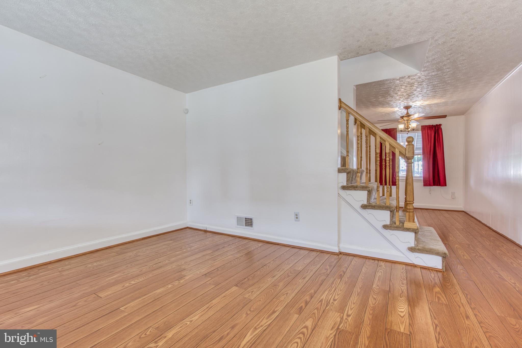 8541 Kavanagh Road Baltimore, MD 21222 - Photo 5 of 41