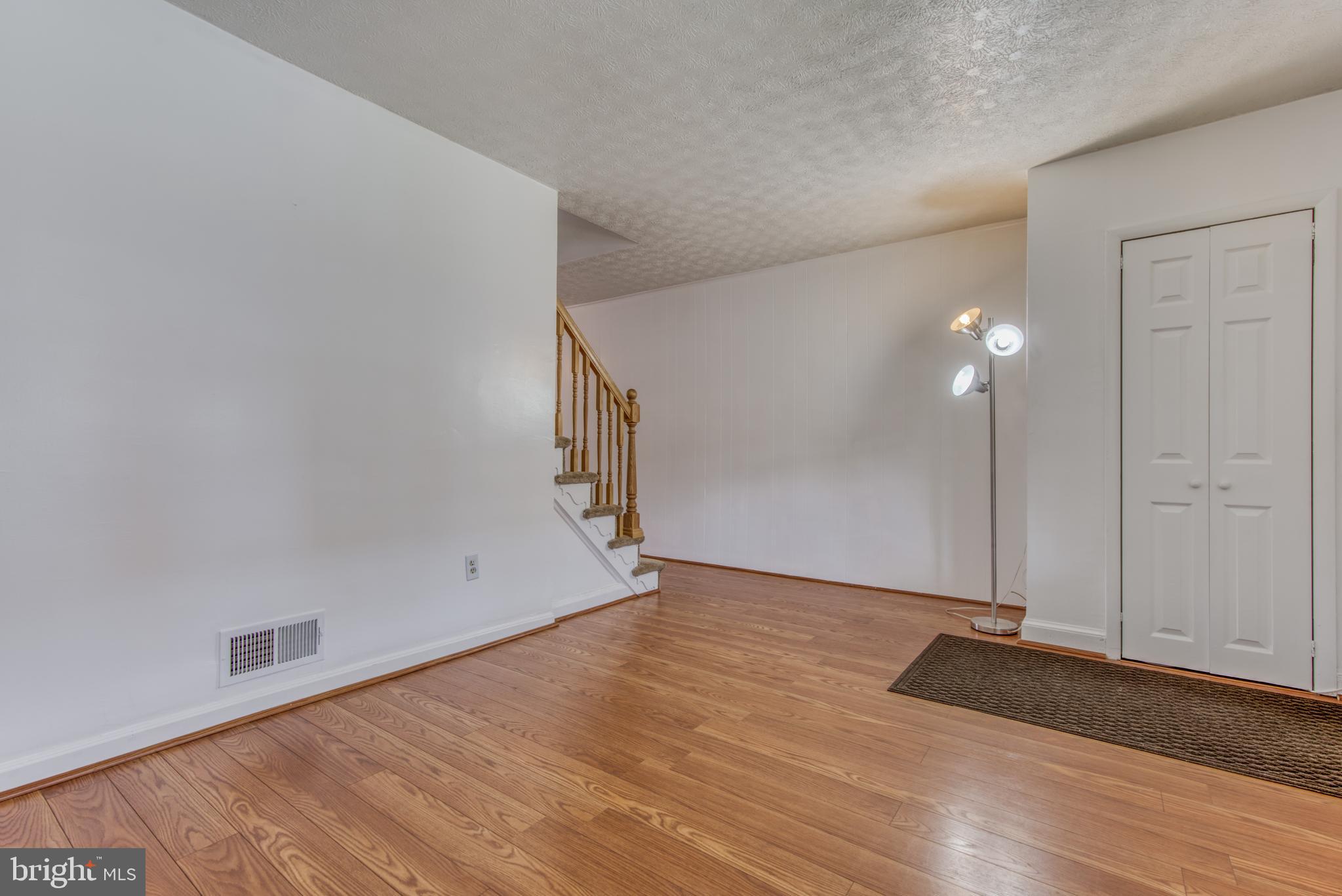8541 Kavanagh Road Baltimore, MD 21222 - Photo 6 of 41