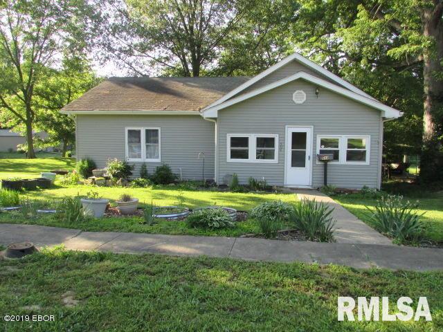 504 Baggott Street Zeigler, IL 62999 - Photo 1 of 9 Gallery Image 1