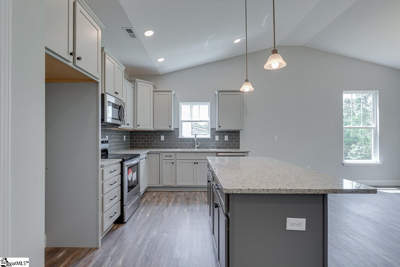 242 Inlet Pointe Drive Anderson, SC 29625 - Photo 18 of 36