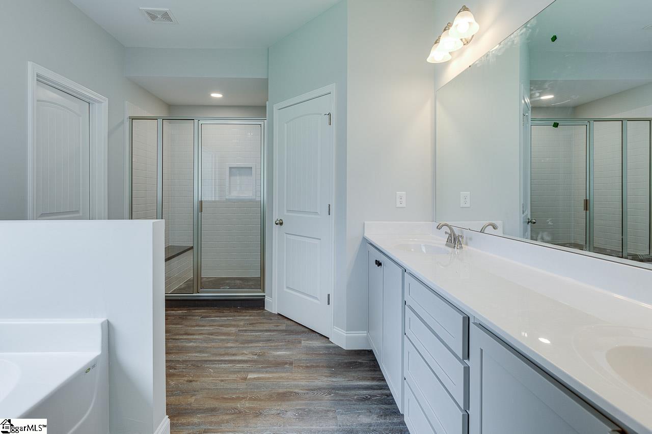242 Inlet Pointe Drive Anderson, SC 29625 - Photo 24 of 36
