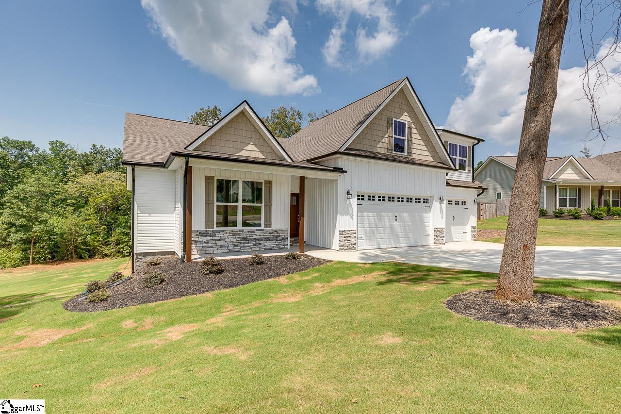 242 Inlet Pointe Drive Anderson, SC 29625 - Photo 3 of 36