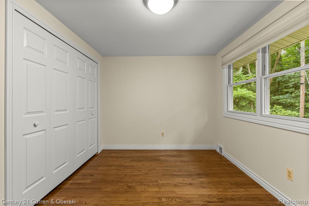 1511 Gracedale Drive Rochester Hills, MI 48309 - Photo 17 of 31