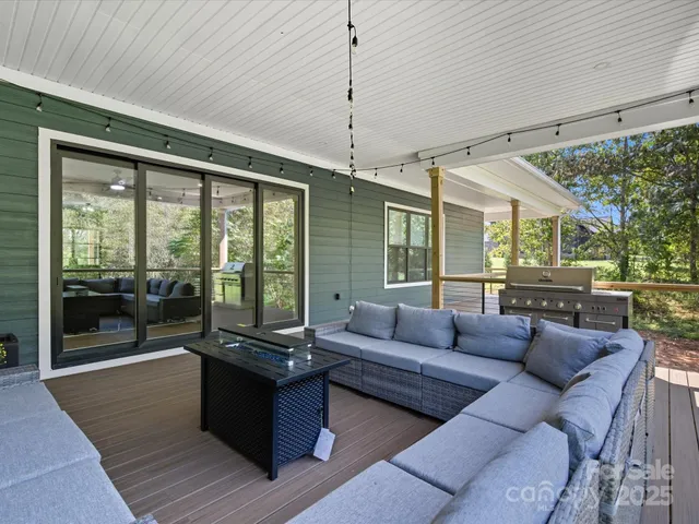 $1,489,000 | 1070 Saddle Back Lane, Mooresville, NC 28115