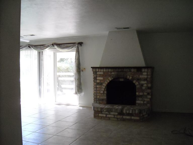 27384 Saunders Road Madera, CA 93637 - Photo 5 of 20 Gallery Image 5