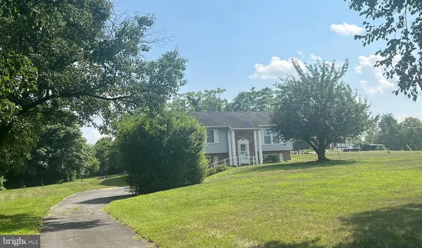 $2,300 | 5551 Doubs Road, Adamstown, MD 21710