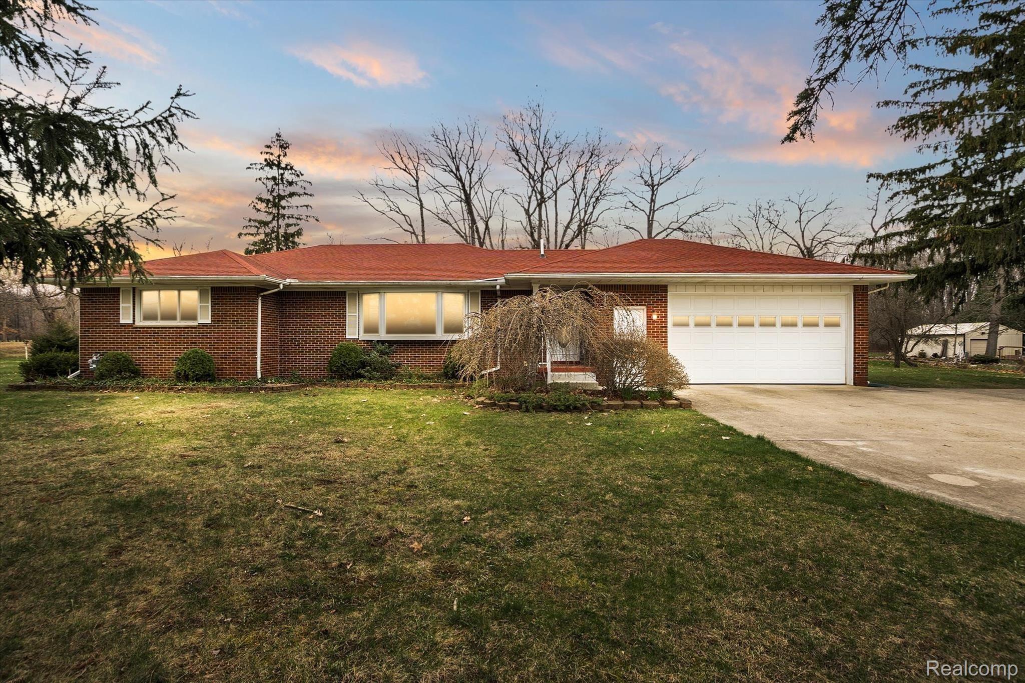 26340 Romine Road New Boston, MI 48164 - Photo 4 of 32 26340 Romine, frame 1.jpg