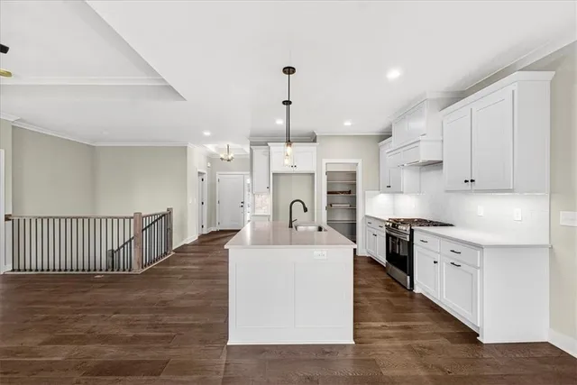 $499,900 | 25064 West 94th Terrace, Lenexa, KS 66227