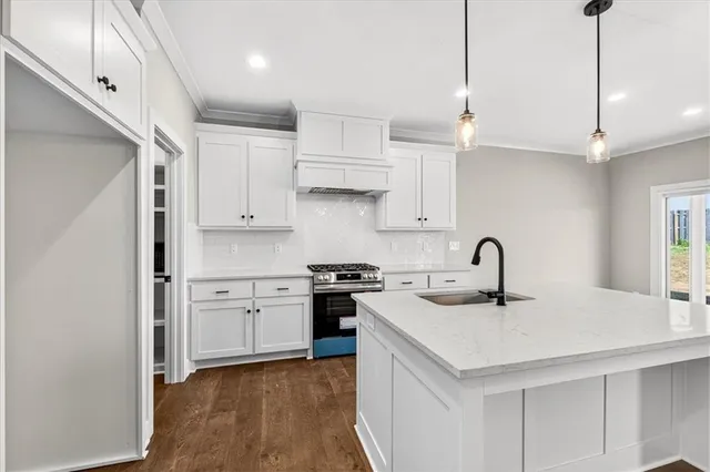 $499,900 | 25064 West 94th Terrace, Lenexa, KS 66227