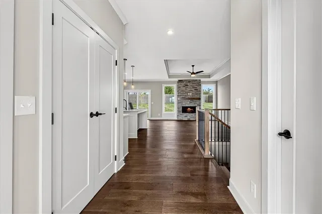 $499,900 | 25064 West 94th Terrace, Lenexa, KS 66227