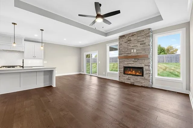 $499,900 | 25064 West 94th Terrace, Lenexa, KS 66227